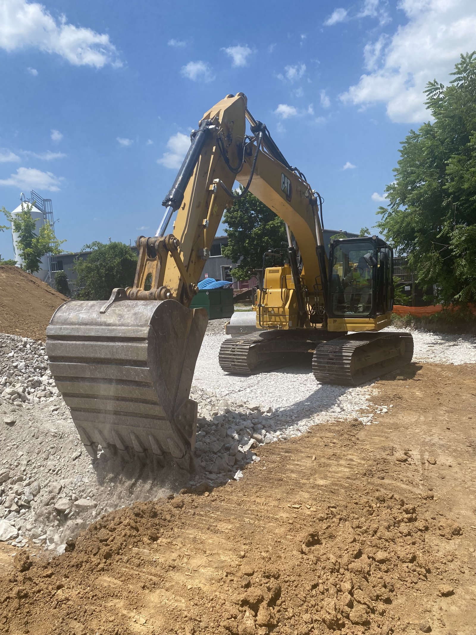 PMT Site crew installing and testing a new water main
